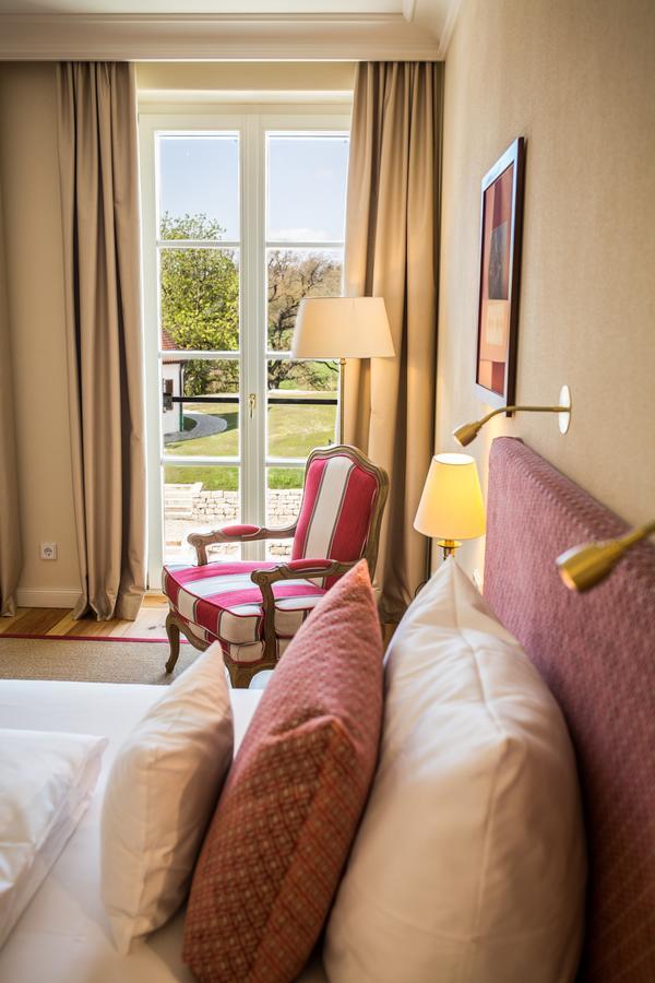 Hotel Schloss Leitheim Dış mekan fotoğraf