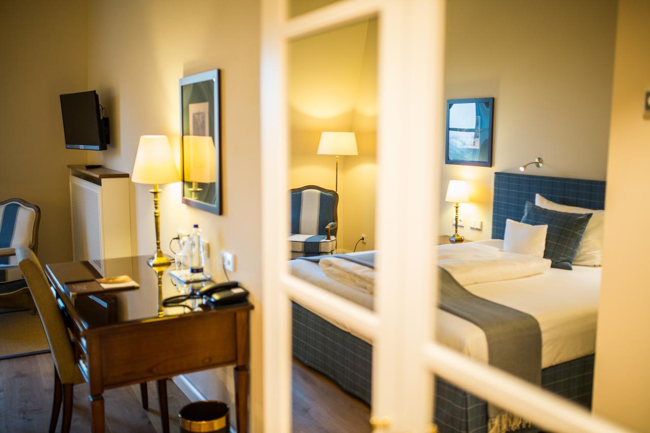 Hotel Schloss Leitheim Dış mekan fotoğraf